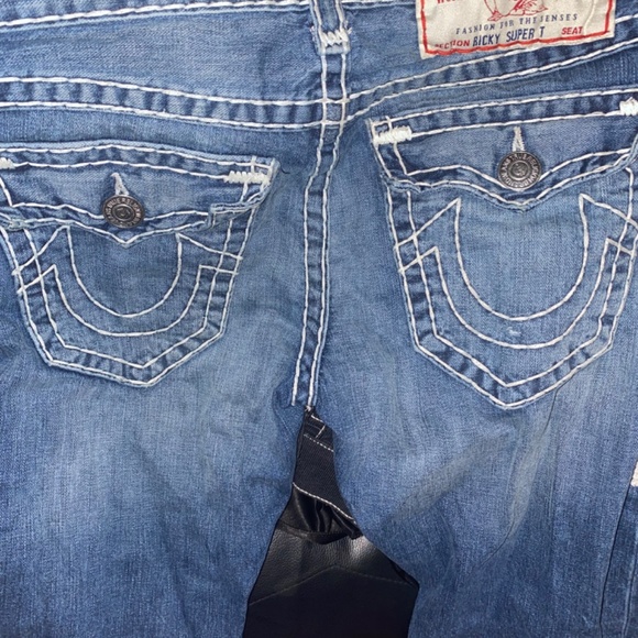 TRUE RELIGION SUPER RICKY T AUTHENTIC BUDDHA *RARE* - Picture 2 of 3